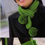 Прекрасные зеленые вязаные шапочка, шарф и сумка