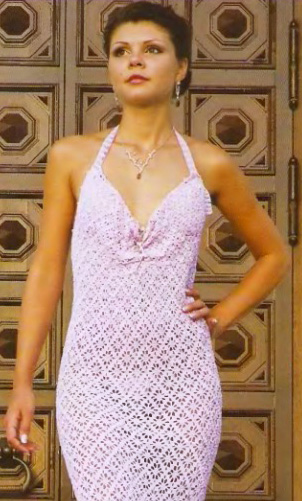 Вязаное крючком платье с ромбовидным